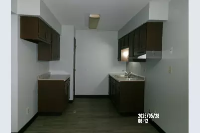 7452 N Granville Rd #1, Milwaukee, WI 53224 - Photo 7