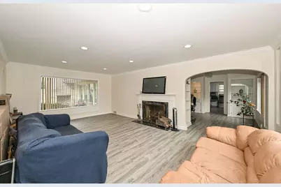 5340 W Melvina St, Milwaukee, WI 53216 - Photo 3