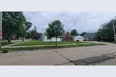 601  Isabelle Ave, Racine, WI 53402 - Photo 7