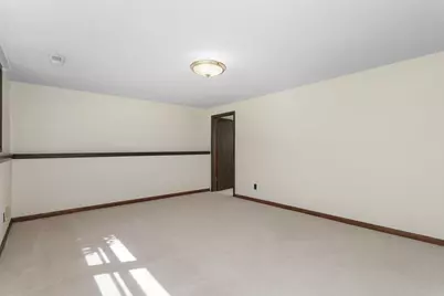 1410  Davis St, Watertown, WI 53098 - Photo 31