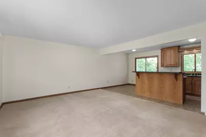 1410  Davis St, Watertown, WI 53098 - Photo 13