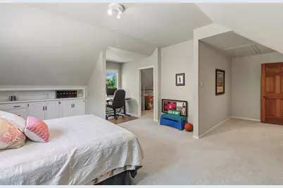 5989  Golf Ct, West Bend, WI 53095 - Photo 19