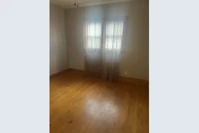 2740 N 56th St, Milwaukee, WI 53210 - Photo 7