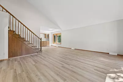 14840 W Oklahoma Ct, New Berlin, WI 53151 - Photo 23