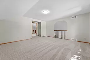 14840 W Oklahoma Ct, New Berlin, WI 53151 - Photo 35