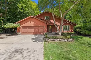 14840 W Oklahoma Ct, New Berlin, WI 53151 - Photo 3
