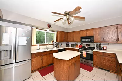 4520  Garden Dr, Racine, WI 53403 - Photo 13