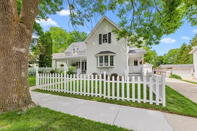 N37W6046  Wurthmann St, Cedarburg, WI 53012 - Photo 3
