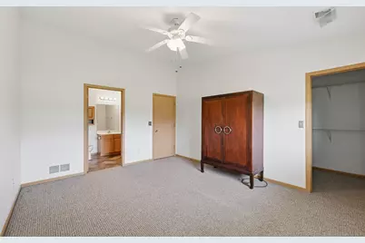 2011  27th Ave, Kenosha, WI 53140 - Photo 15