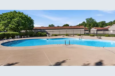 N115W16889  El Camino Dr, Germantown, WI 53022 - Photo 19