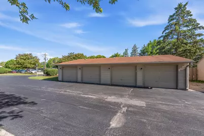 N115W16889  El Camino Dr, Germantown, WI 53022 - Photo 15