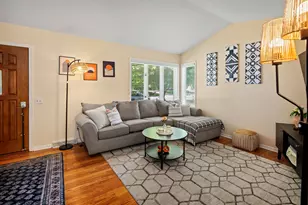 833 W Mohawk Trail, DeForest, WI 53532 - Photo 5