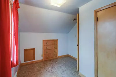 1013  Lowell St, Two Rivers, WI 54241 - Photo 15