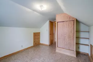 1013 Lowell St, Two Rivers, WI 54241 - Photo 17