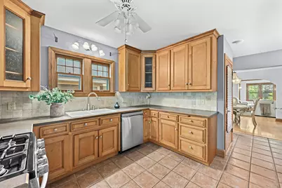 4116 N Woodburn St #4118, Shorewood, WI 53211 - Photo 21