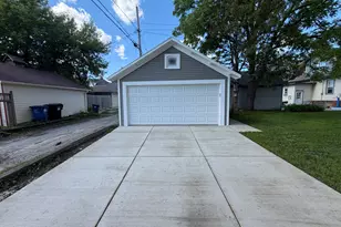 1438 Grange Ave, Racine, WI 53405 - Photo 25