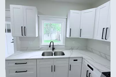 1438  Grange Ave, Racine, WI 53405 - Photo 9