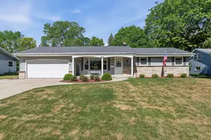 924 N 18th Ave, West Bend, WI 53090 - Photo 1