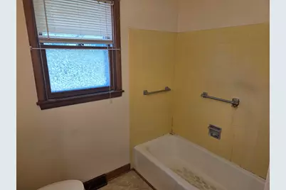 719  Holland Ave #2, Delavan, WI 53115 - Photo 13