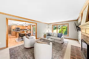 3106 Fox Ridge Dr, Waukesha, WI 53189 - Photo 11