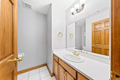 3106  Fox Ridge Dr, Waukesha, WI 53189 - Photo 21