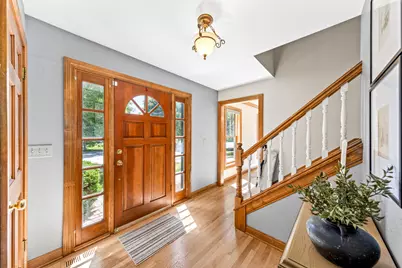 3106  Fox Ridge Dr, Waukesha, WI 53189 - Photo 7
