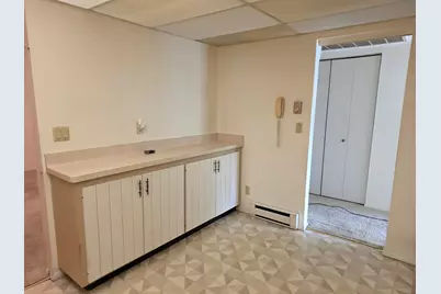 9330 W Forest Home Ave #3, Greenfield, WI 53228 - Photo 9