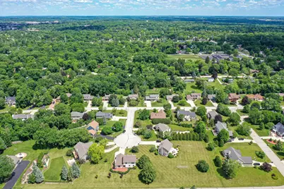 14335 W Meadowshire Ct, New Berlin, WI 53151 - Photo 47