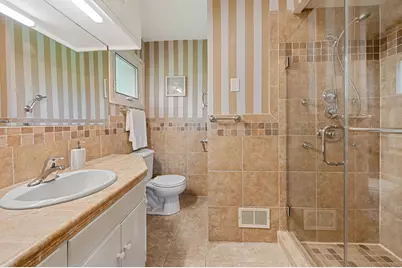1603 W Zedler Ln, Mequon, WI 53092 - Photo 13