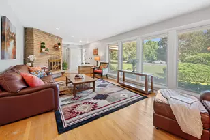 1603 W Zedler Ln, Mequon, WI 53092 - Photo 3