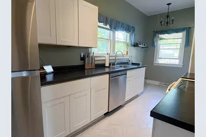 136 W Wabash Ave, Waukesha, WI 53186 - Photo 13