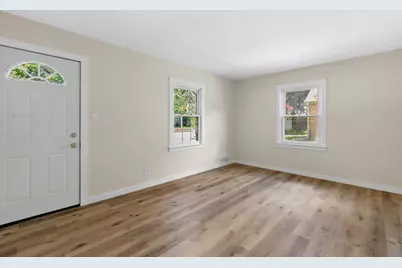 2126 S 80th St #2128, West Allis, WI 53219 - Photo 13