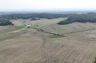 1000 Glomstad Rd, Holmen, WI 54636 - Photo 17