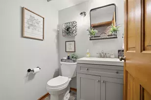 8306 S Tuckaway Shores Dr, Franklin, WI 53132 - Photo 27