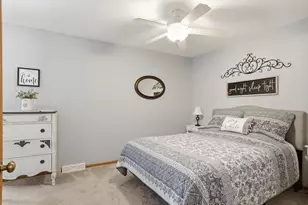 8306 S Tuckaway Shores Dr, Franklin, WI 53132 - Photo 21