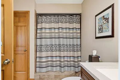 8306 S Tuckaway Shores Dr, Franklin, WI 53132 - Photo 25