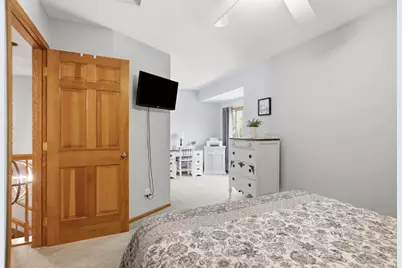 8306 S Tuckaway Shores Dr, Franklin, WI 53132 - Photo 23