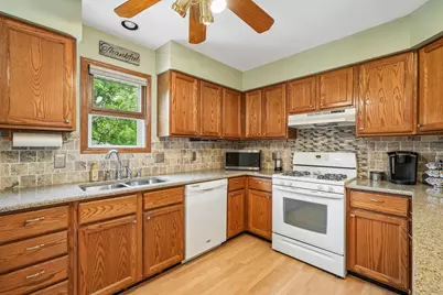 5224  Percival Ln, Racine, WI 53406 - Photo 25