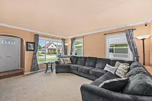 1629 Minnesota Ave, South Milwaukee, WI 53172 - Photo 5