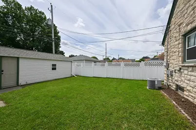 1629  Minnesota Ave, South Milwaukee, WI 53172 - Photo 23