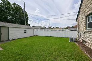 1629 Minnesota Ave, South Milwaukee, WI 53172 - Photo 23