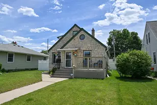1629 Minnesota Ave, South Milwaukee, WI 53172 - Photo 3