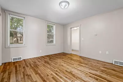 1112  11th St, La Crosse, WI 54601 - Photo 7