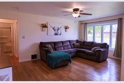 1736  Lathrop Ave, Racine, WI 53405 - Photo 7