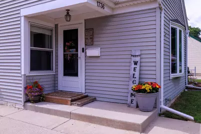 1736  Lathrop Ave, Racine, WI 53405 - Photo 5