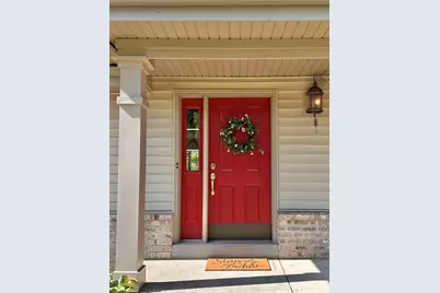 1718  Tumbleweed Cir, West Bend, WI 53095 - Photo 3