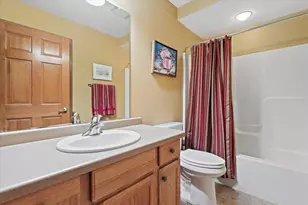 1718 Tumbleweed Cir, West Bend, WI 53095 - Photo 29