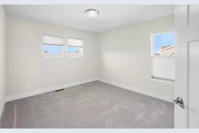 1390  Foxwood Pass, Oconomowoc, WI 53066 - Photo 25