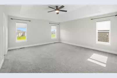 1390  Foxwood Pass, Oconomowoc, WI 53066 - Photo 19