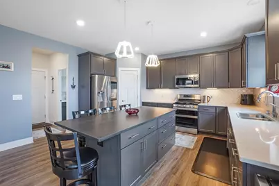 1390  Foxwood Pass, Oconomowoc, WI 53066 - Photo 9